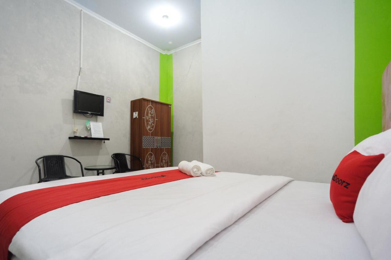 Hotel Reddoorz Syariah Near Rs Advent Bandar Lampung Zewnętrze zdjęcie
