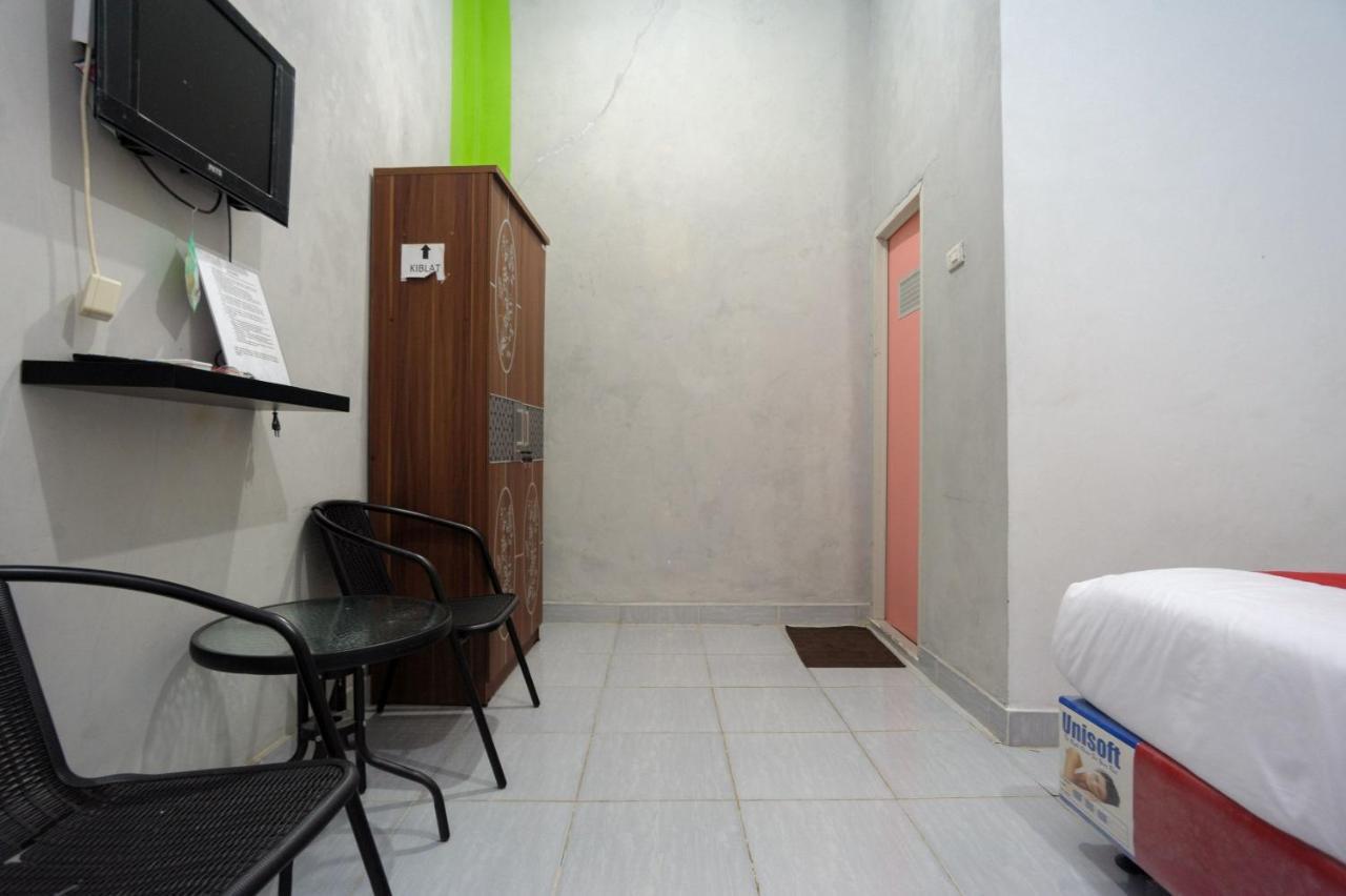 Hotel Reddoorz Syariah Near Rs Advent Bandar Lampung Zewnętrze zdjęcie