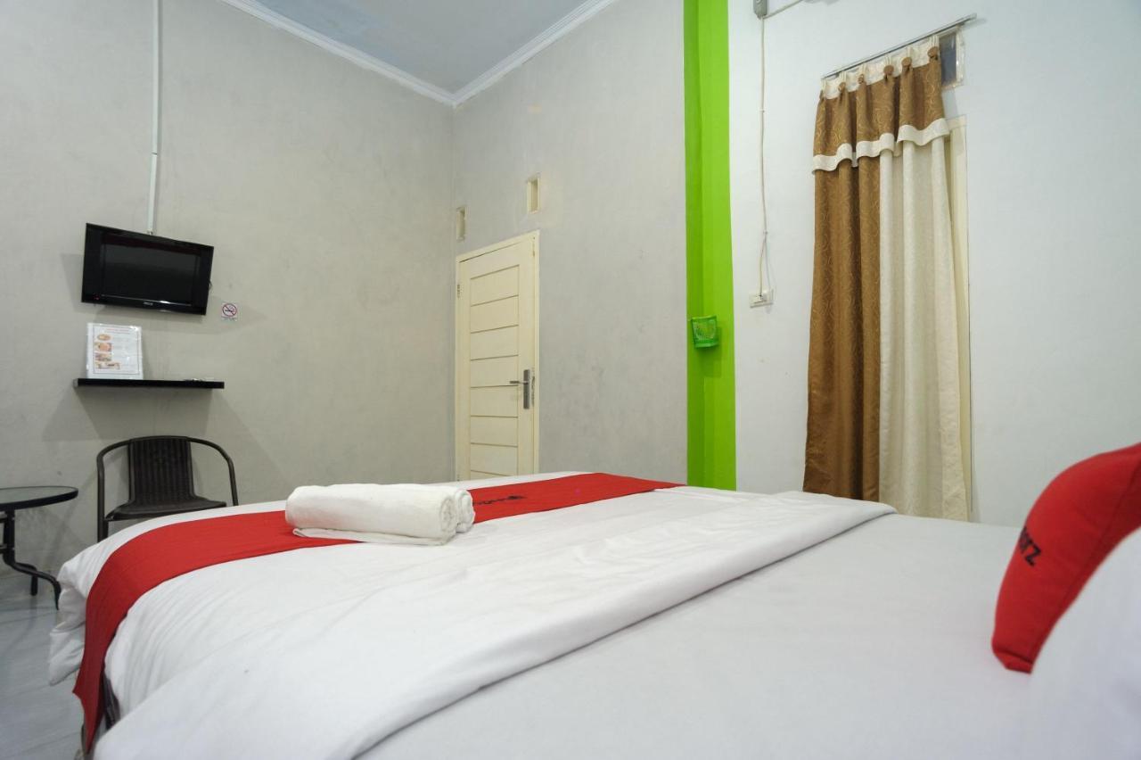 Hotel Reddoorz Syariah Near Rs Advent Bandar Lampung Zewnętrze zdjęcie